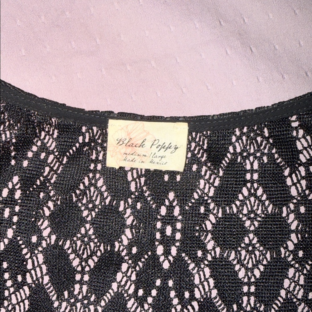 Black Fringe Lace Cover - Picture 4 of 4